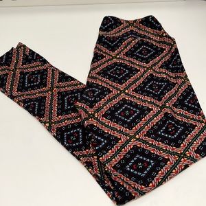 LulaRoe one size leggings